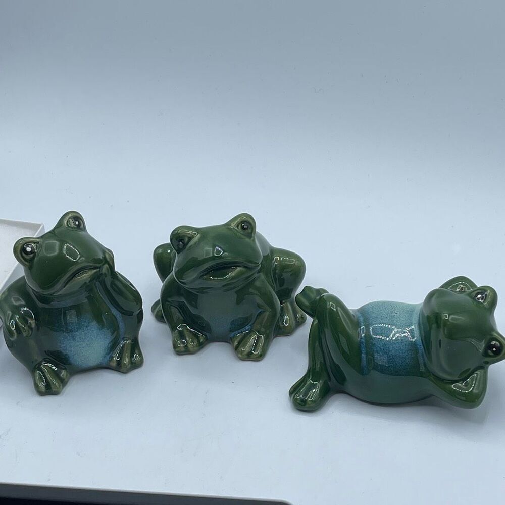 Set of 3 whimsical frog garden porch shelf sitters figures